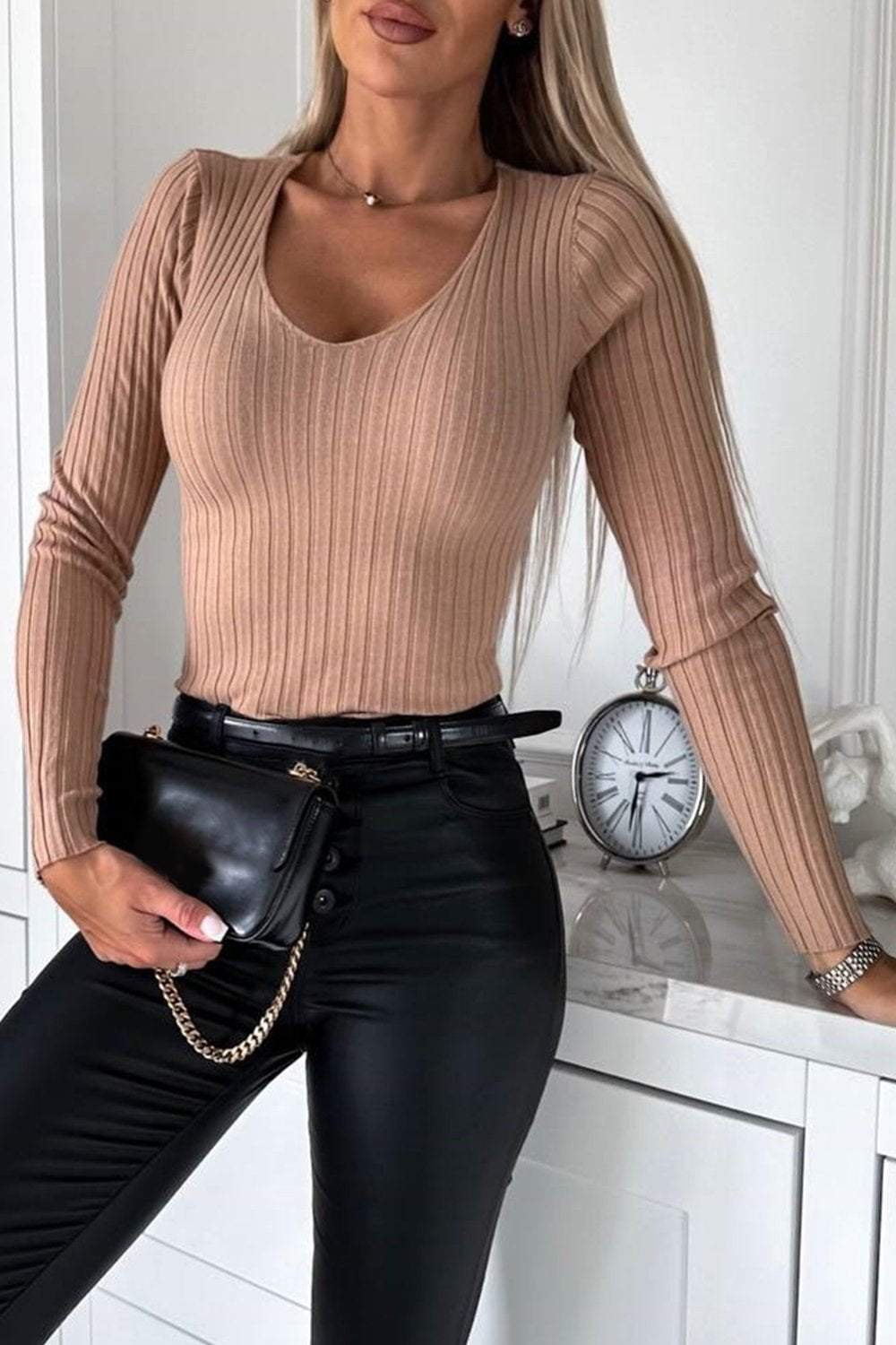 Blusa Feminina Slim de Cor Sólida com Textura e Elasticidade