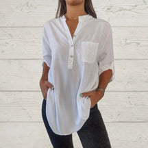 Camisa com Paetês e Decote em V