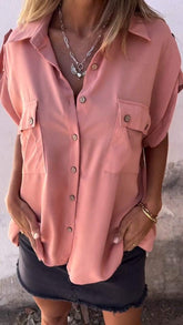 Camisa com Lapela e Bolsos Duplos