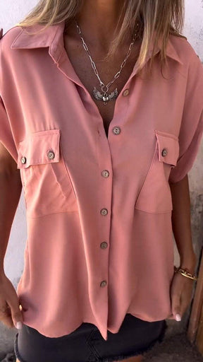 Camisa com Lapela e Bolsos Duplos