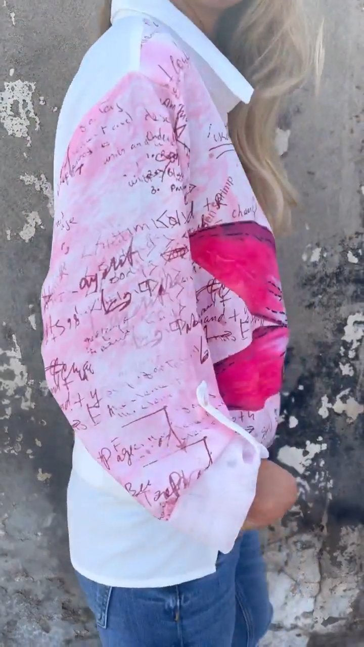 Camisa com Lapela e Estampa Parcial