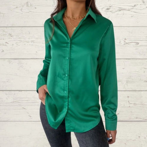 Camisa de Cetim com Lapela e Mangas Longas