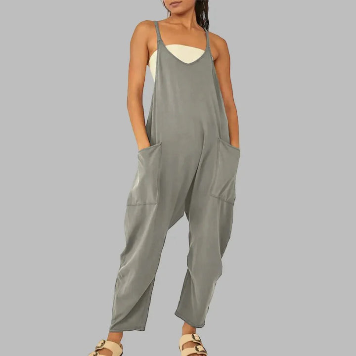 Macacão Feminino Pantacourt com Bolso