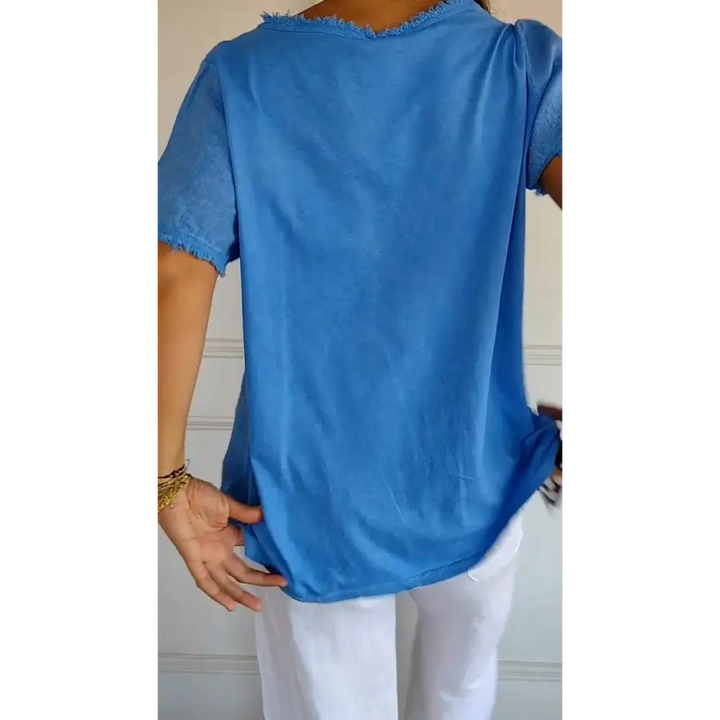 Top casual curto com decote em V