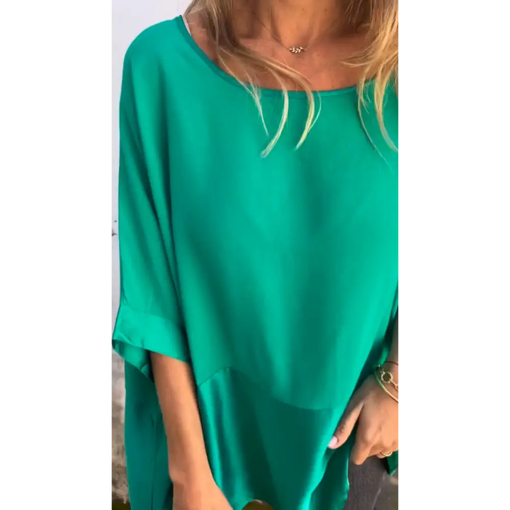 Top com Gola Redonda e Babados