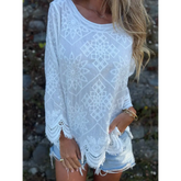 Top com Gola Redonda e Design Vazado