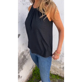 Top com Gola Redonda e Design Vazado