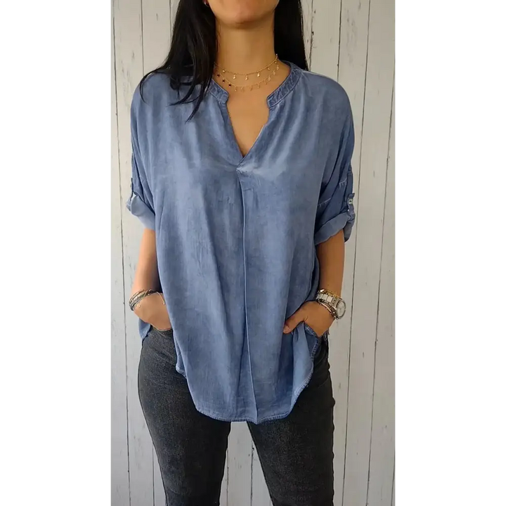 Top confortável e solto com decote em V