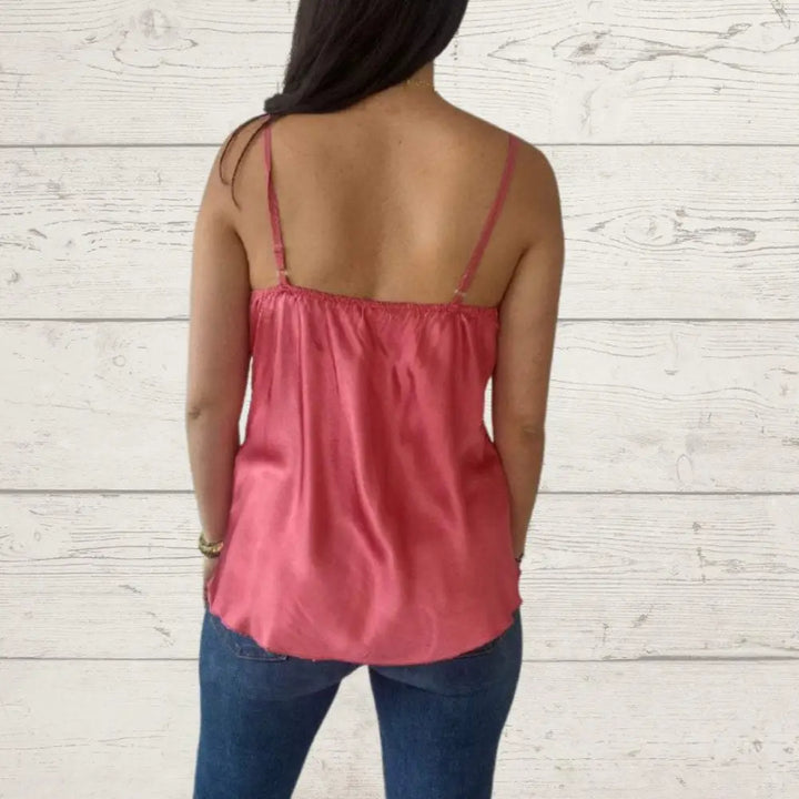 Top de Cetim com Alças Finas e Decote em V