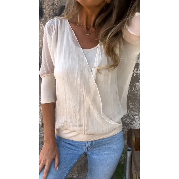 Top de cor sólida com gola redonda e mangas médias