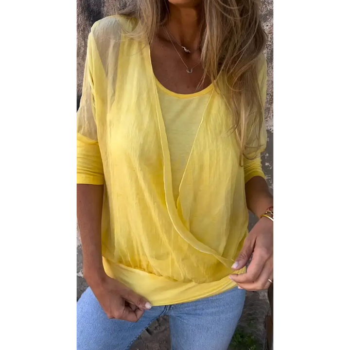 Top de cor sólida com gola redonda e mangas médias