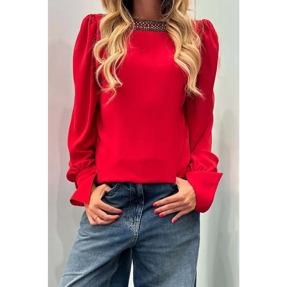 Top Feminino com Decote nas Costas e Aplique de Diamantes