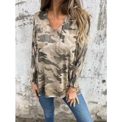 Top Feminino com Estampa Camuflada e Manga Longa