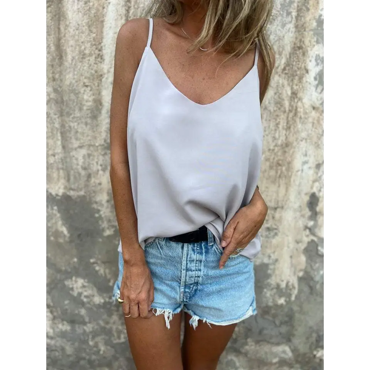 Top halter de cor sólida com decote em V