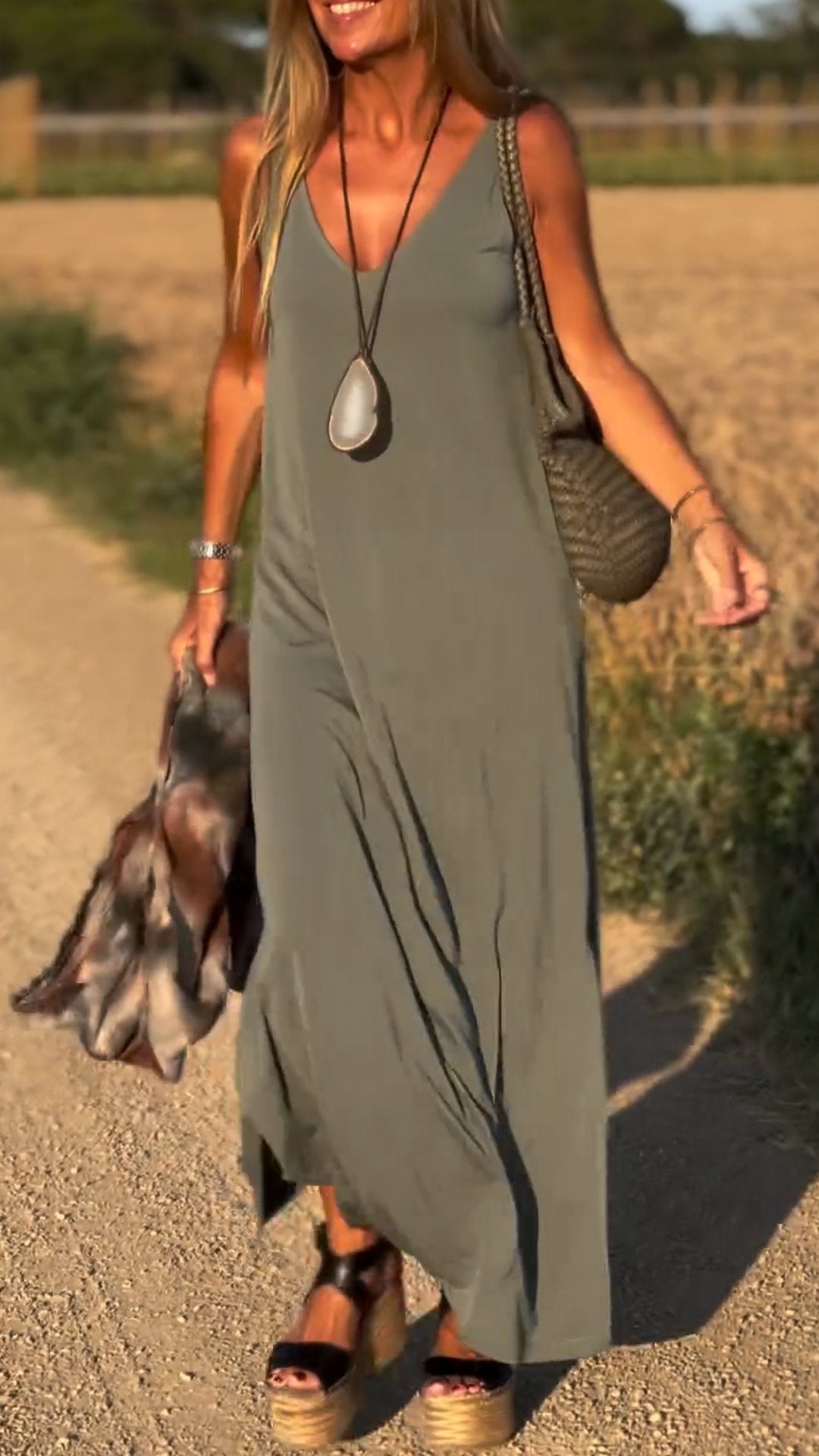 Vestido Feminino Casual Decote em V Brenda - 2