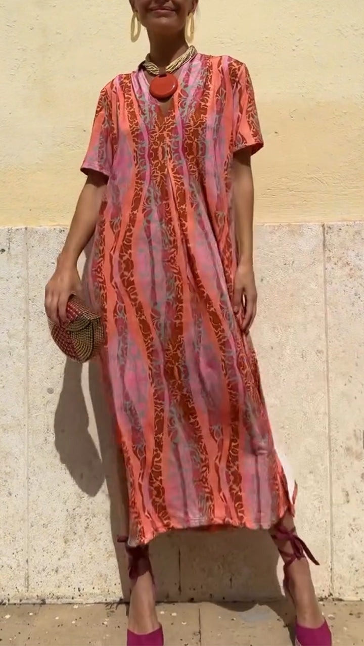 Vestido Feminino com Decote em V e Estampado