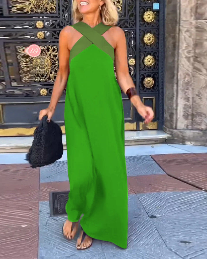 Vestido Sem Mangas com Decote Halter Cruzado